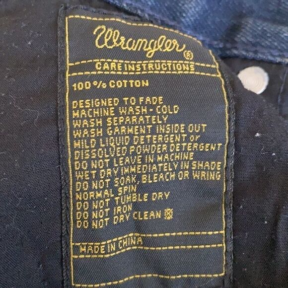 Wrangler Slinger Button Fly Slim Jeans - Picture 13 of 13